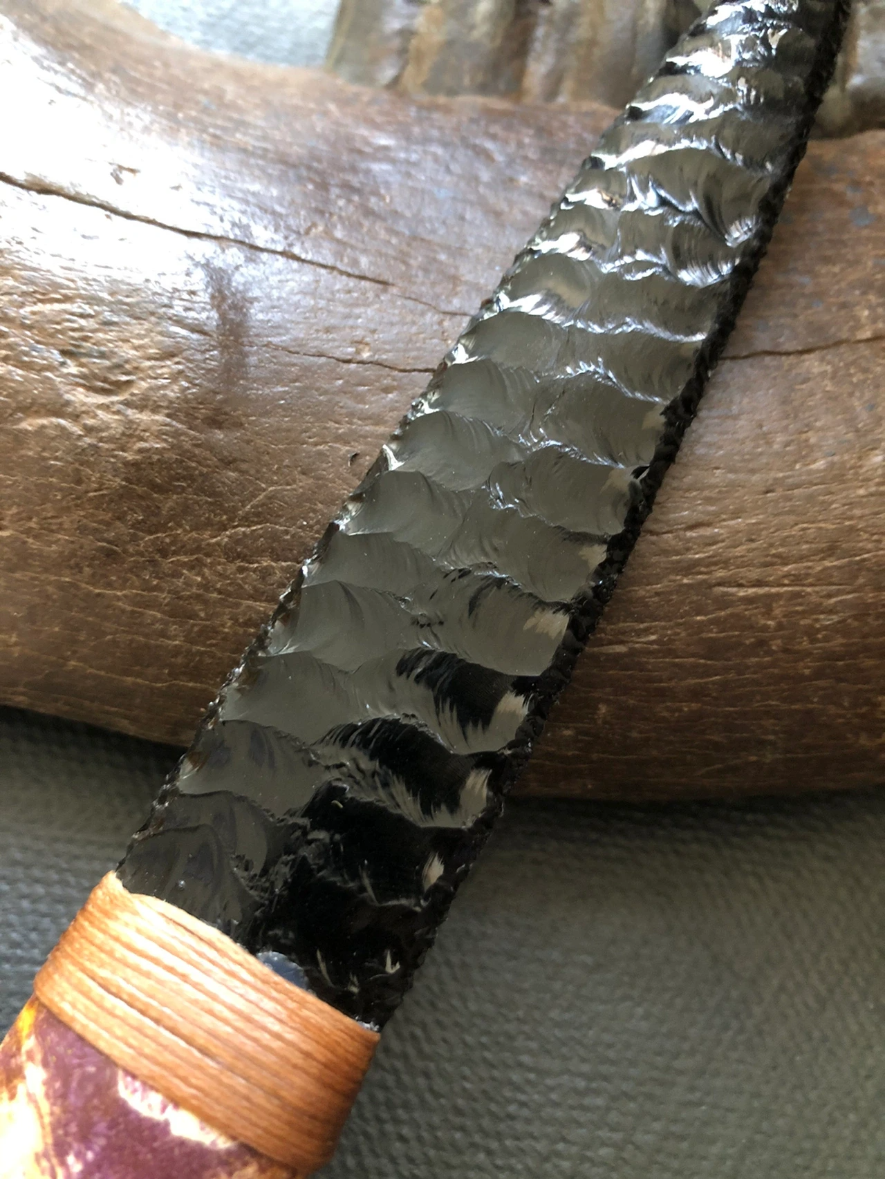 RELIQ Handcrafted Obsidian Knife – Knapped Collectible Display Blade