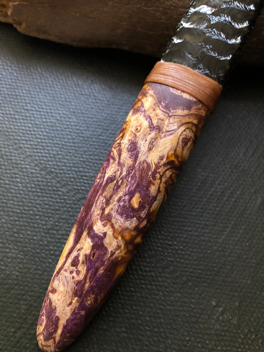 RELIQ Handcrafted Obsidian Knife – Knapped Collectible Display Blade